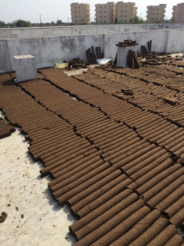 Features of Cow Dung Wood Machines